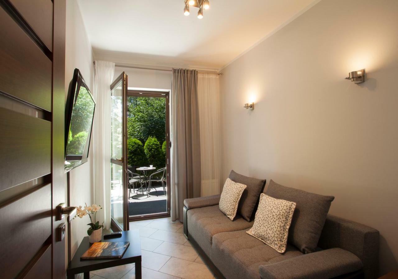 Apartment Sweet *